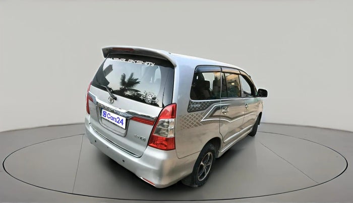 2014 Toyota Innova 2.5 GX 8 STR, Diesel, Manual, 1,56,432 km, exterior