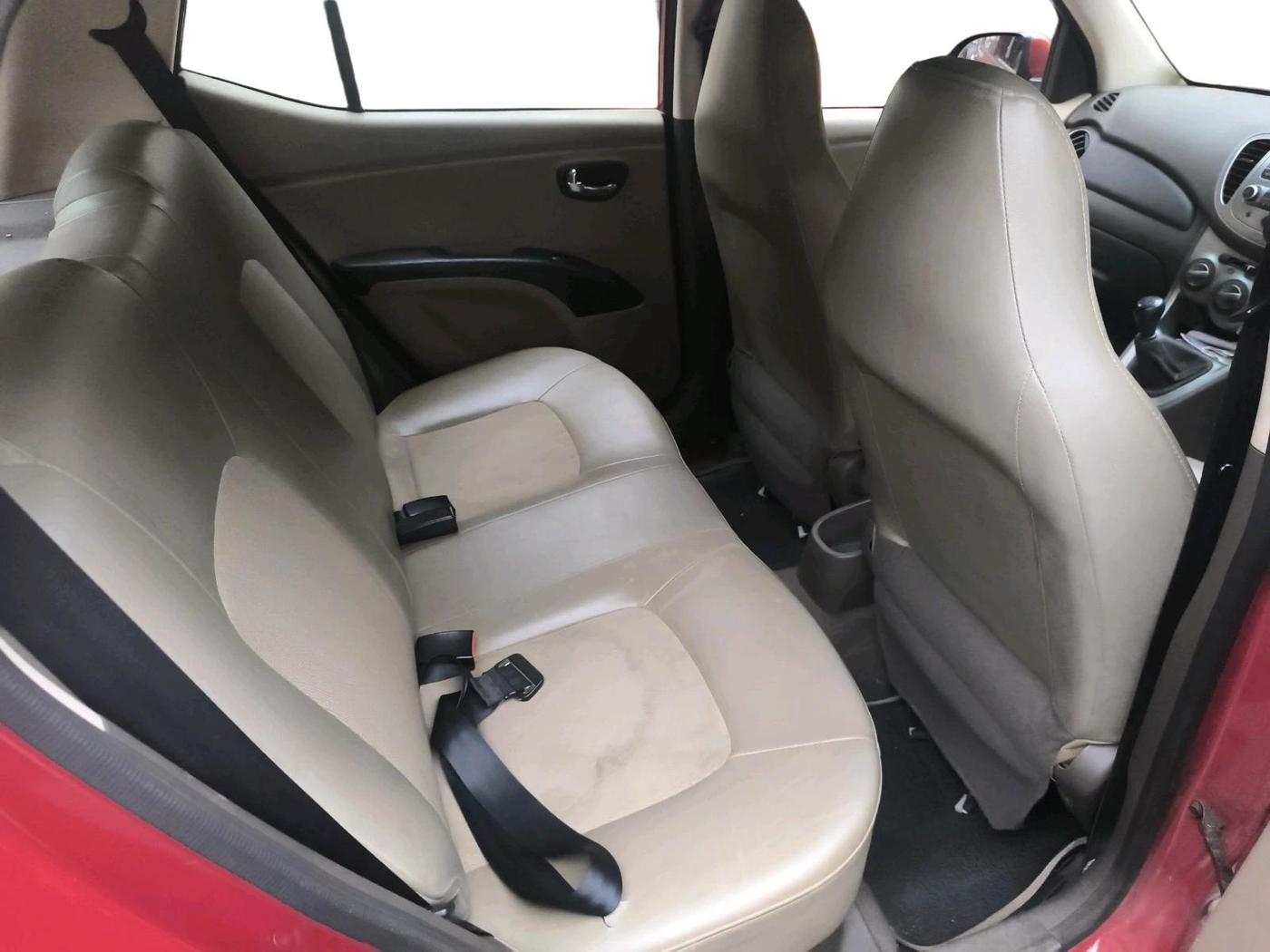 2011 Hyundai i10 MAGNA 1.2, Petrol, Manual, 48,449 km, interior