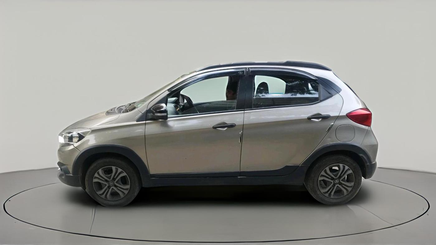 2019 Tata TIAGO NRG PETROL, Petrol, Manual, 34,153 km, exterior