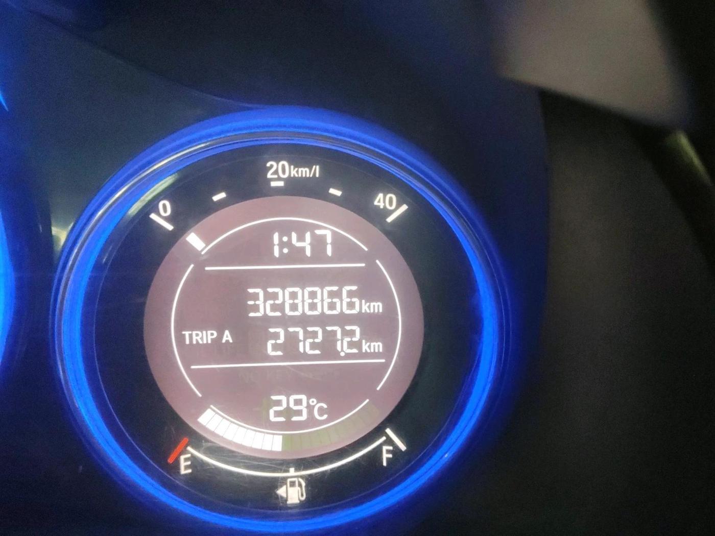 2014 Honda City 1.5L I-DTEC V, Diesel, Manual, 3,28,866 km, interior