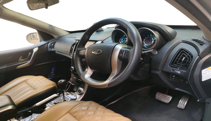 2019 Mahindra XUV500 W11 AT, Diesel, Automatic, 64,339 km, interior