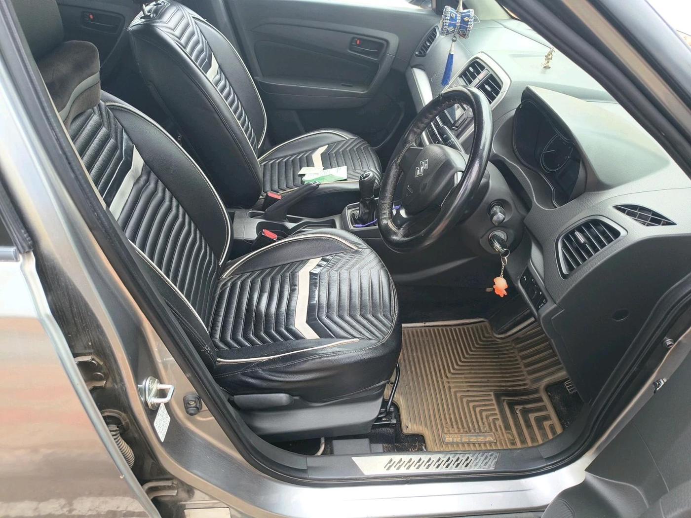 2016 Maruti Vitara Brezza VDI, Diesel, Manual, 1,11,659 km, interior