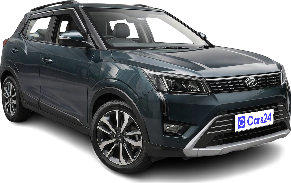 2021 Mahindra XUV300 - SUV - Petrol - Manual - ₹7.50 lakh
