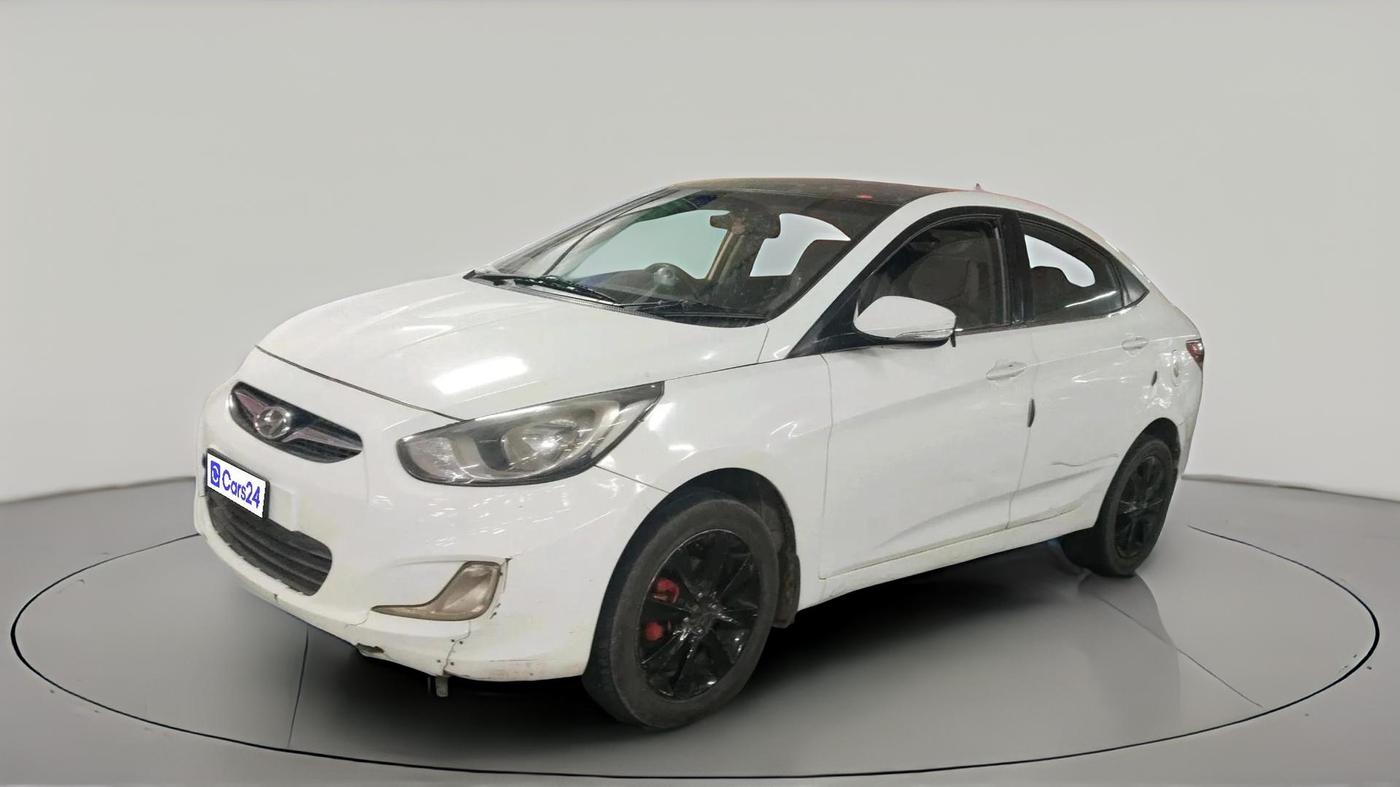 2013 Hyundai Verna FLUIDIC 1.6 CRDI SX, Diesel, Manual, 1,28,586 km, exterior