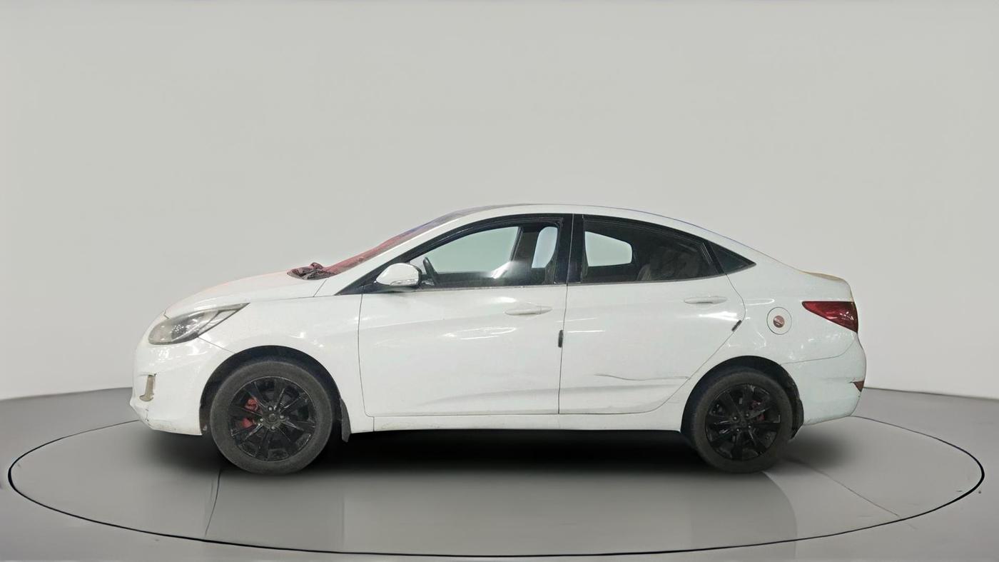 2013 Hyundai Verna FLUIDIC 1.6 CRDI SX, Diesel, Manual, 1,28,586 km, exterior