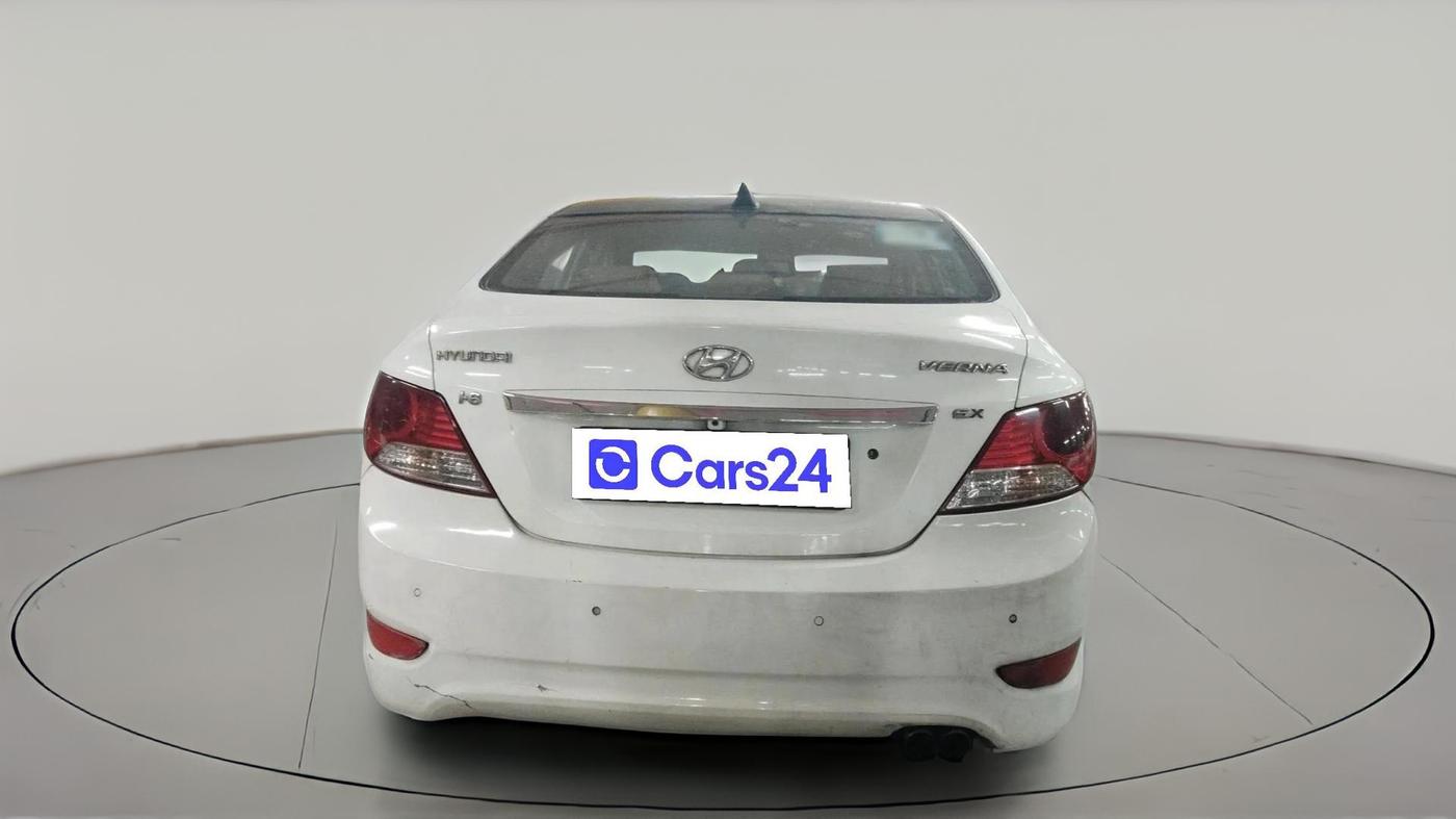 2013 Hyundai Verna FLUIDIC 1.6 CRDI SX, Diesel, Manual, 1,28,586 km, exterior