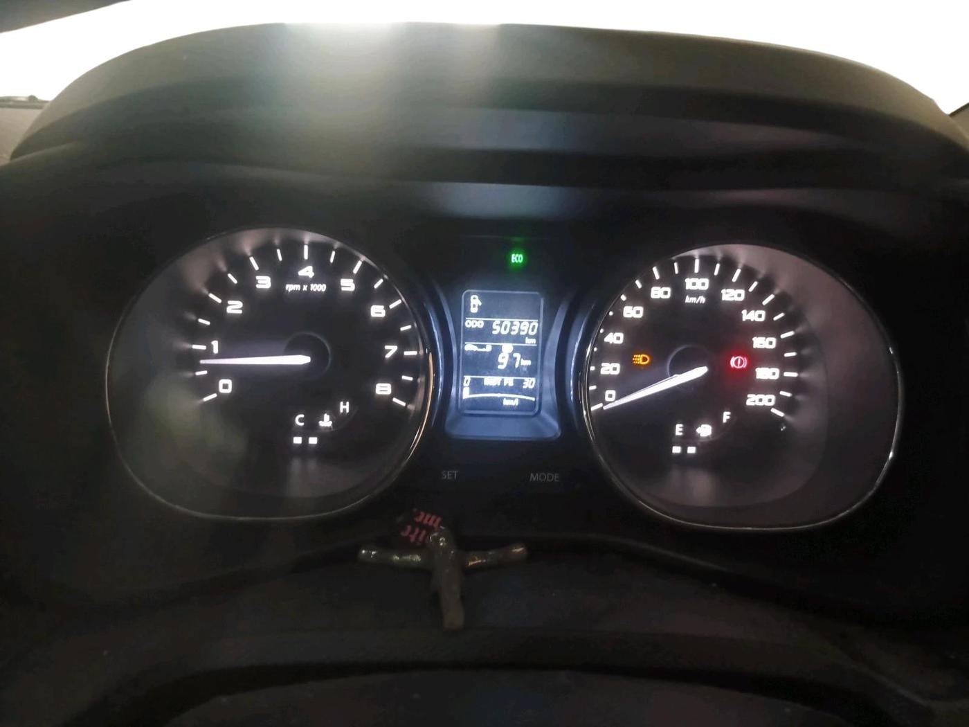 2018 Tata NEXON XZ PETROL, Petrol, Manual, 50,390 km, interior