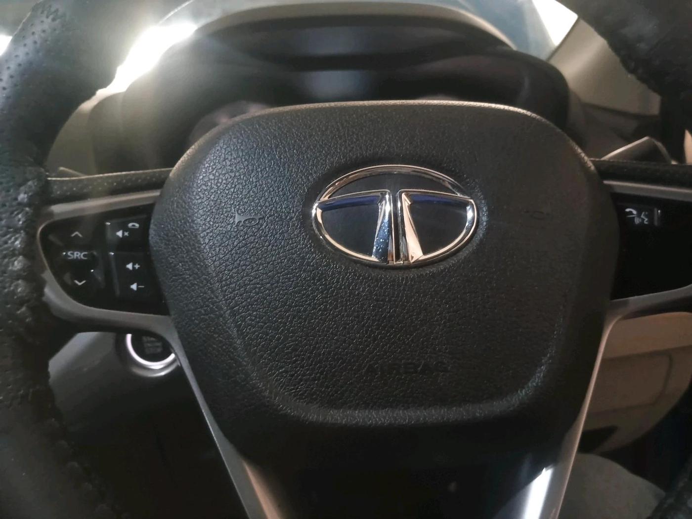 2018 Tata NEXON XZ PETROL, Petrol, Manual, 50,390 km, interior