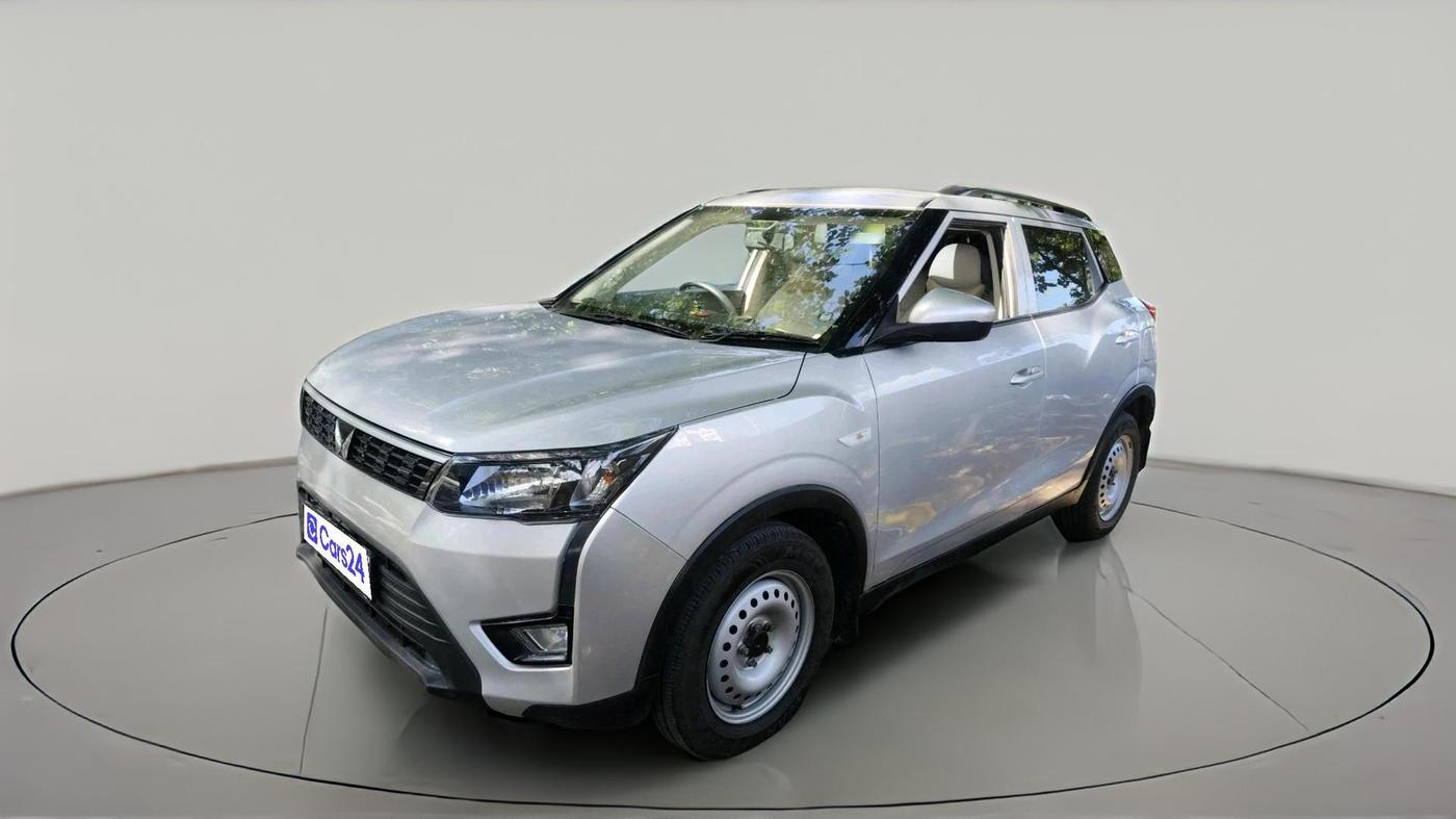 2023 Mahindra XUV300 W4 1.5 DIESEL, Diesel, Manual, 19,891 km, exterior