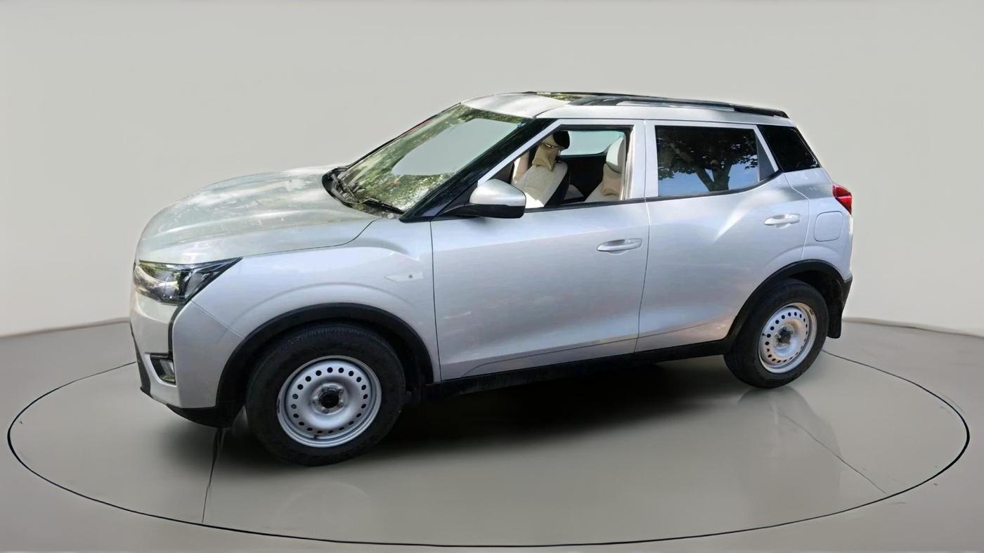2023 Mahindra XUV300 W4 1.5 DIESEL, Diesel, Manual, 19,891 km, exterior