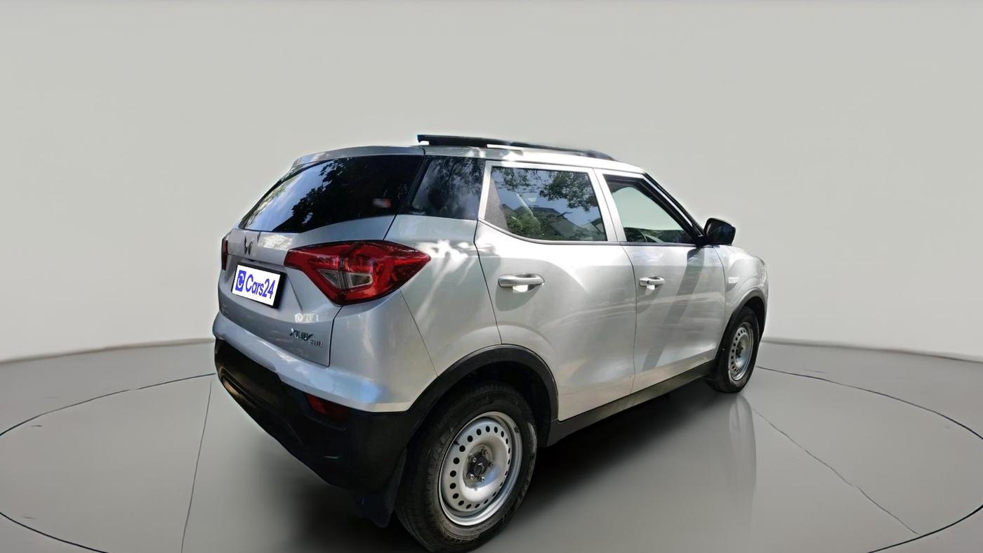 2023 Mahindra XUV300 W4 1.5 DIESEL, Diesel, Manual, 19,891 km, exterior