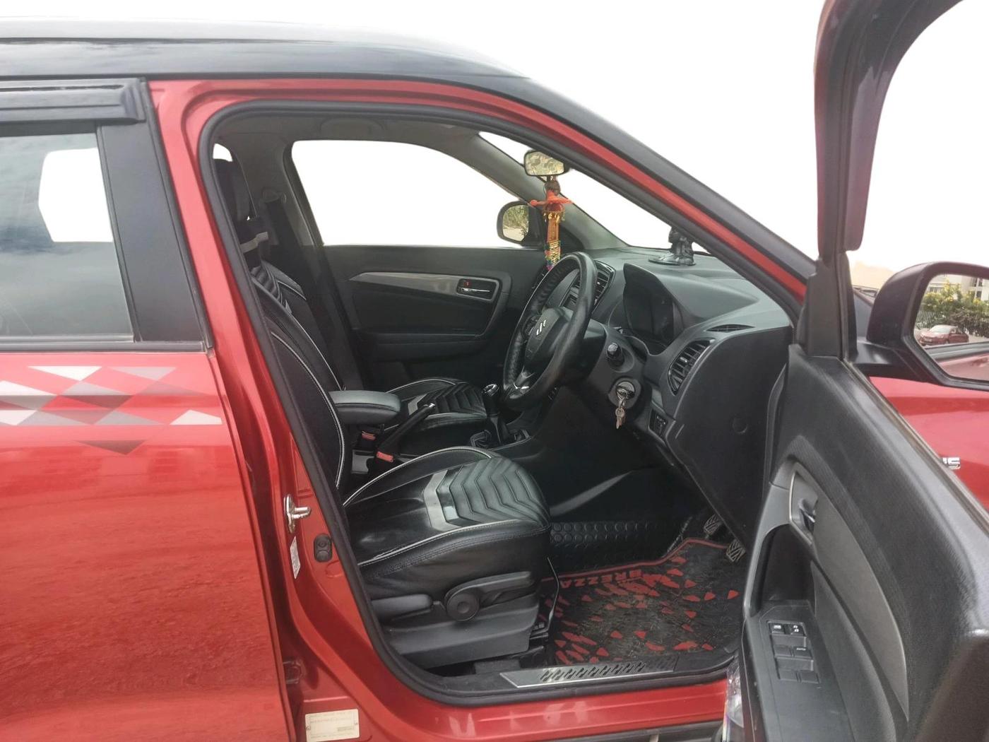 2019 Maruti Vitara Brezza ZDI, Diesel, Manual, 94,468 km, interior