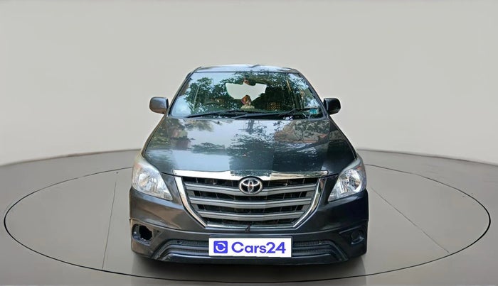 2015 Toyota Innova 2.5 GX 8 STR, Diesel, Manual, 2,92,203 km, exterior