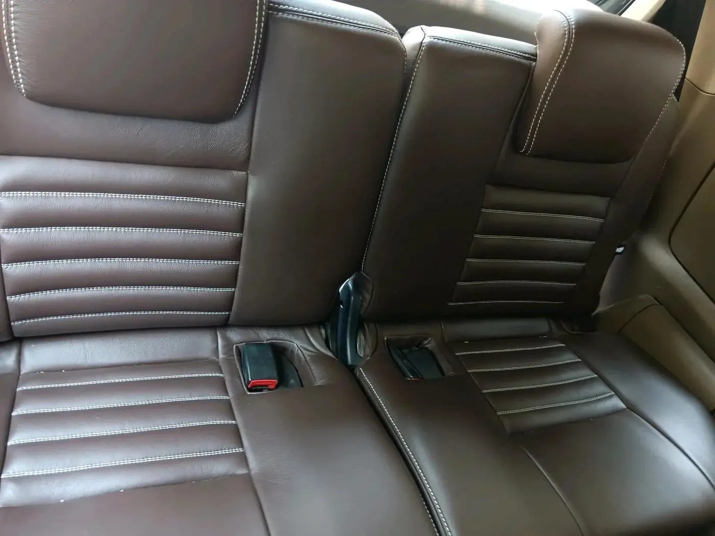 2015 Toyota Innova 2.5 GX 8 STR, Diesel, Manual, 2,92,203 km, interior