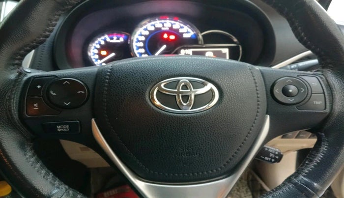 2020 Toyota YARIS VX CVT, Petrol, Automatic, 52,135 km, interior