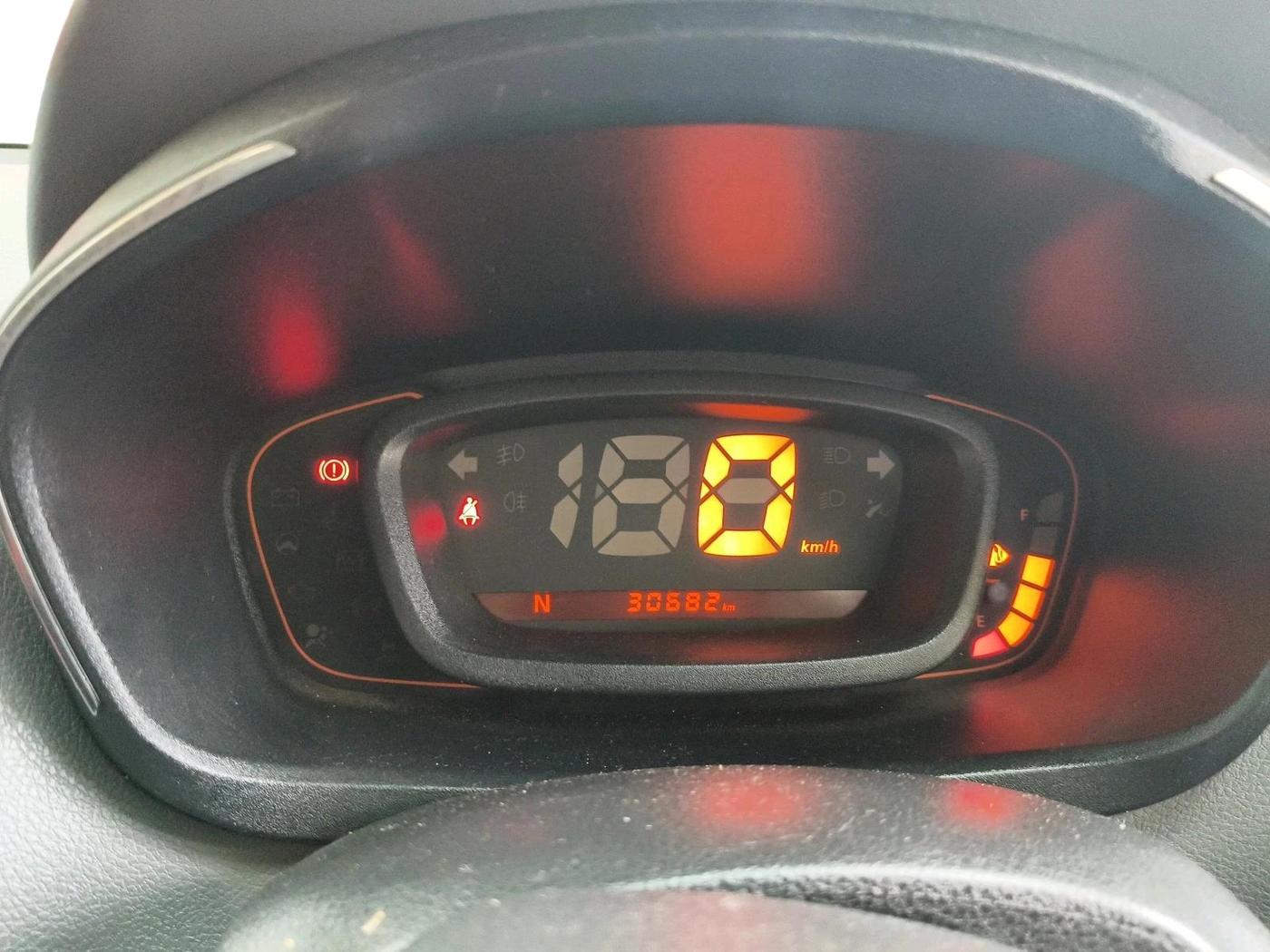 2019 Renault Kwid RXT 1.0 AMT (O), Petrol, Automatic, 30,682 km, interior