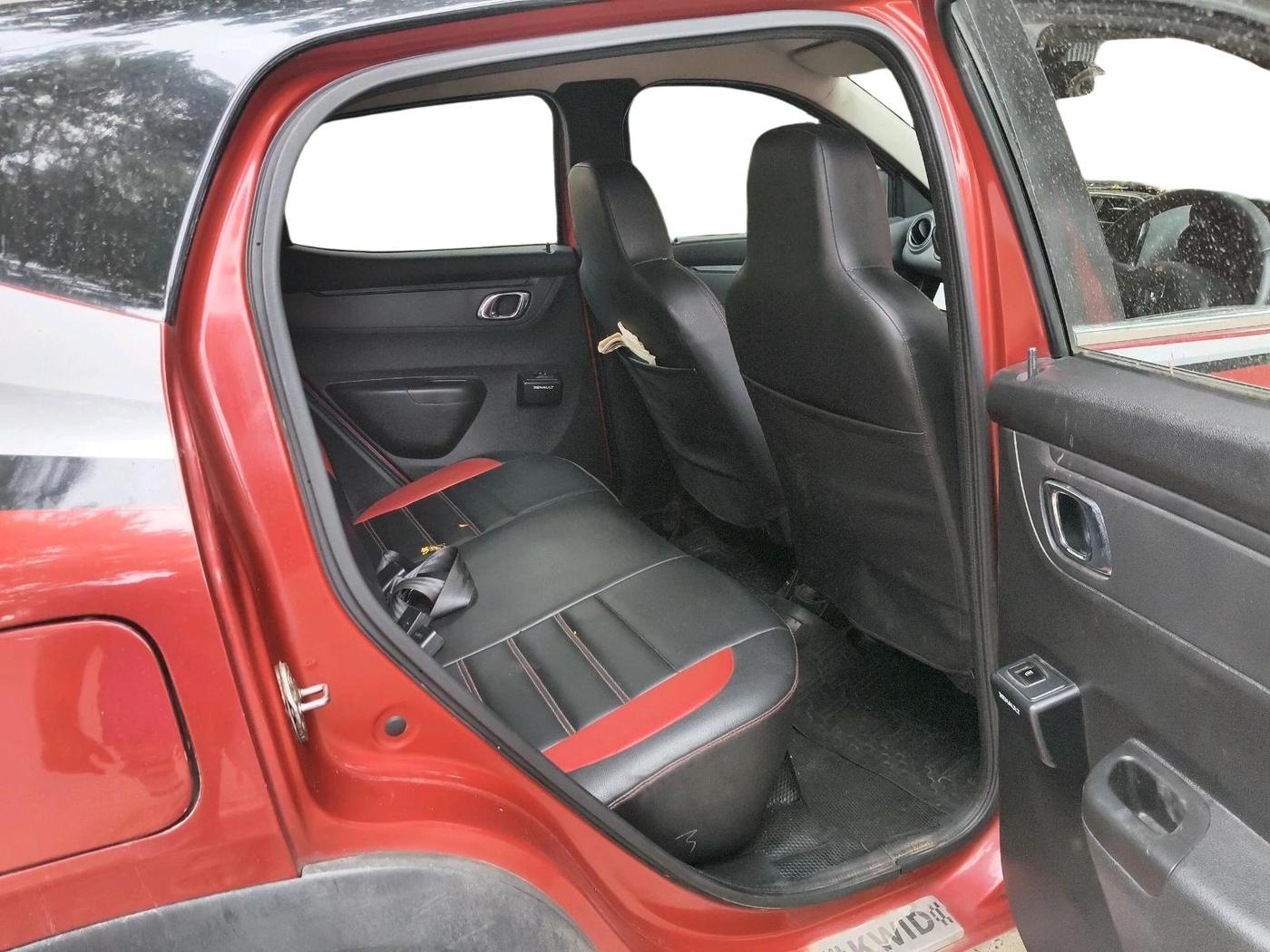 2019 Renault Kwid RXT 1.0 AMT (O), Petrol, Automatic, 30,682 km, interior