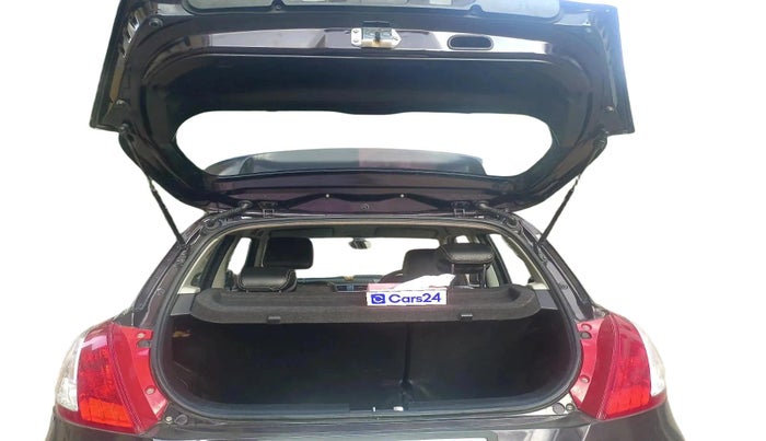 2015 Maruti Swift VXI, Petrol, Manual, 59,355 km, exterior