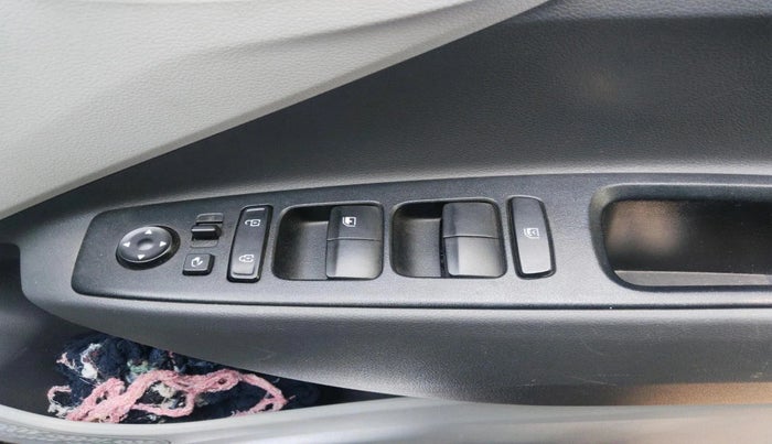 2021 Hyundai GRAND I10 NIOS SPORTZ AMT 1.2 KAPPA VTVT, Petrol, Automatic, 23,830 km, interior