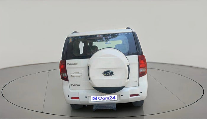 2017 Mahindra TUV300 T8, Diesel, Manual, 1,09,624 km, exterior