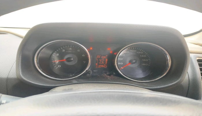 2017 Mahindra TUV300 T8, Diesel, Manual, 1,09,624 km, interior