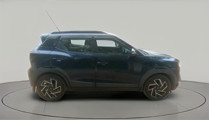 2025 Mahindra XUV 3XO AX7 1.2 TGDi AT, Petrol, Automatic, 19,547 km, exterior