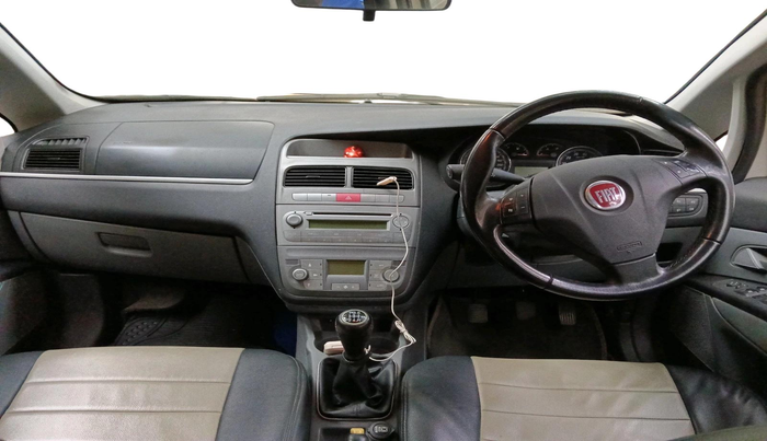 2013 Fiat Grand Punto Emotion 1.4, Petrol, Manual, 65,542 km, interior