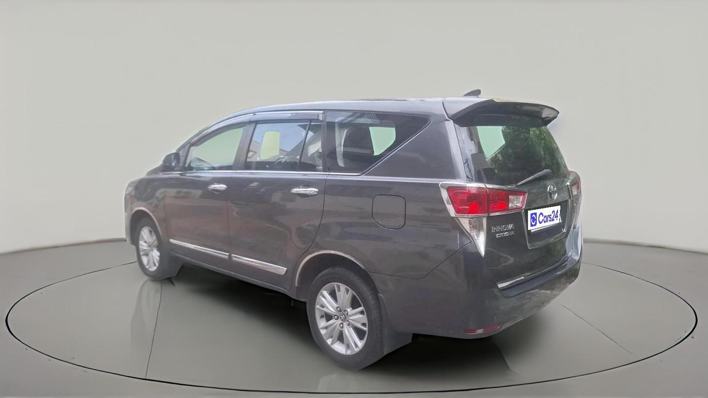 2018 Toyota Innova Crysta 2.4 ZX 7 STR, Diesel, Manual, 1,02,910 km, exterior