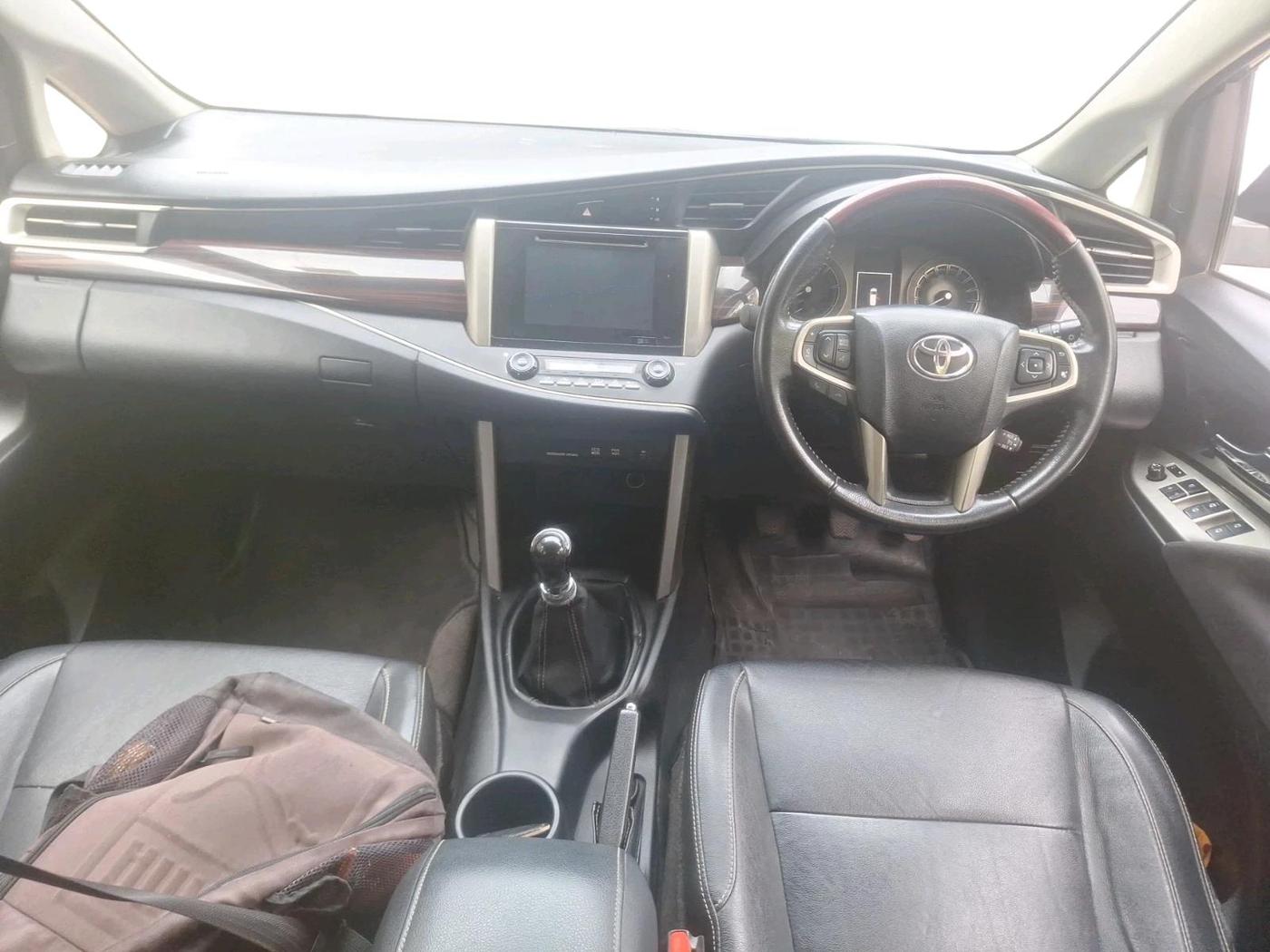 2018 Toyota Innova Crysta 2.4 ZX 7 STR, Diesel, Manual, 1,02,910 km, interior