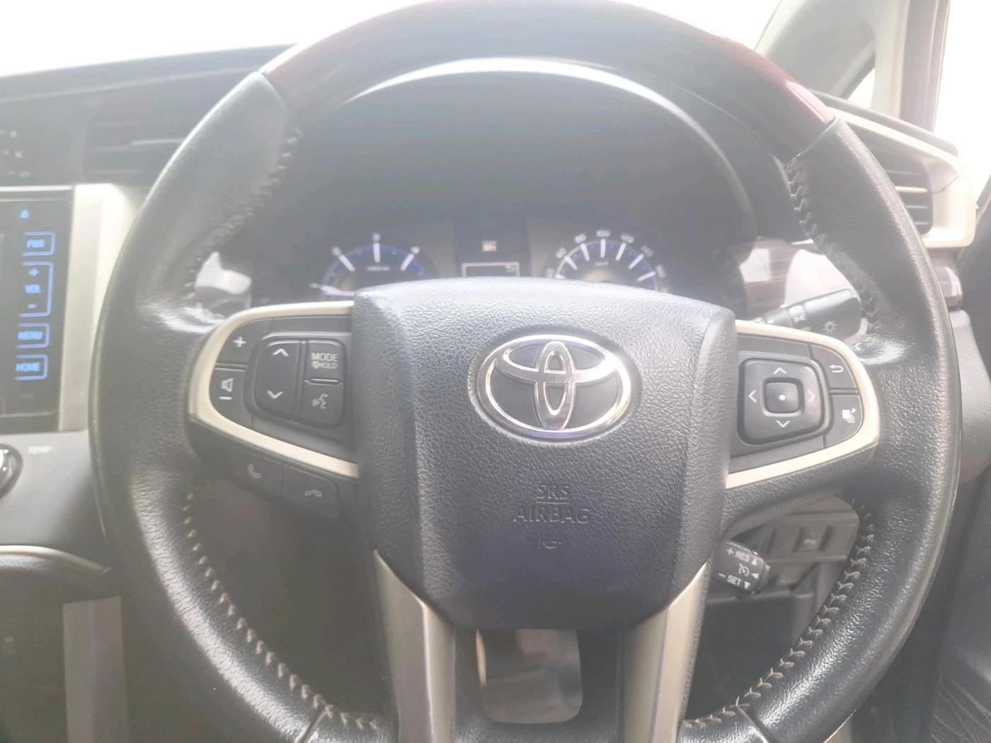 2018 Toyota Innova Crysta 2.4 ZX 7 STR, Diesel, Manual, 1,02,910 km, interior