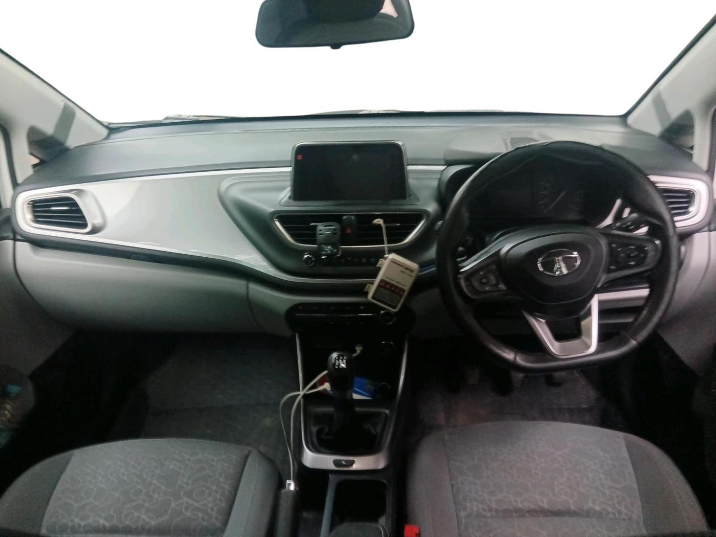 2020 Tata ALTROZ XZ PETROL, Petrol, Manual, 1,34,888 km, interior