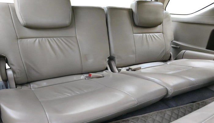 2013 Toyota Fortuner 3.0 4X2 AT, Diesel, Automatic, 1,25,273 km, interior