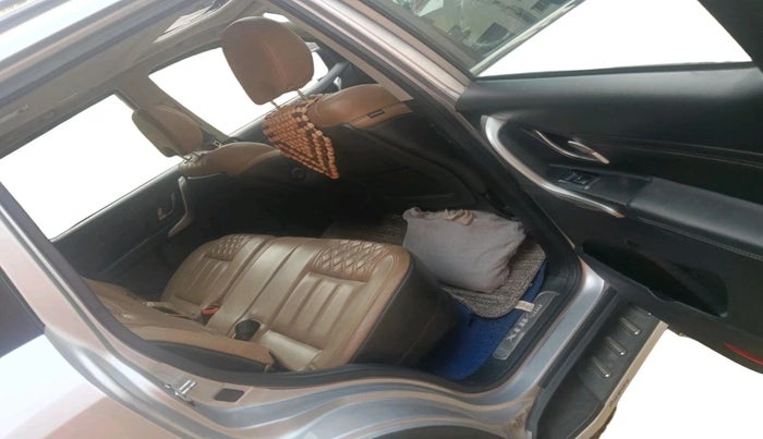 2018 Mahindra XUV500 W11, Diesel, Manual, 51,536 km, interior