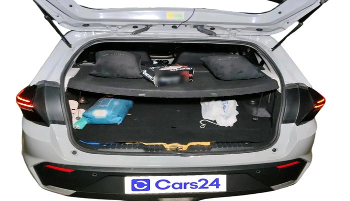 2025 Tata ALTROZ Accomplished S CNG 5MT, CNG, Manual, 10,468 km, exterior