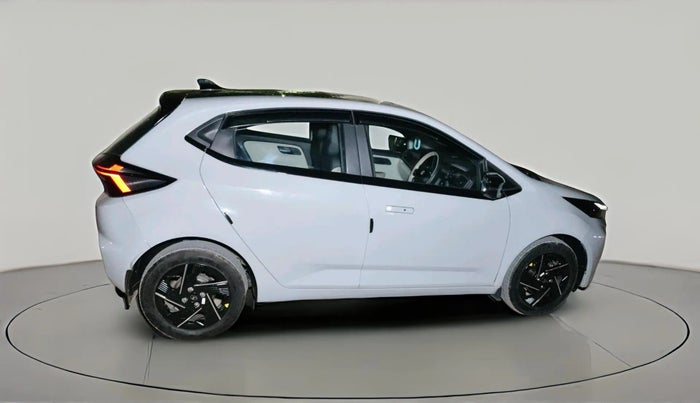 2025 Tata ALTROZ Accomplished S CNG 5MT, CNG, Manual, 10,468 km, exterior