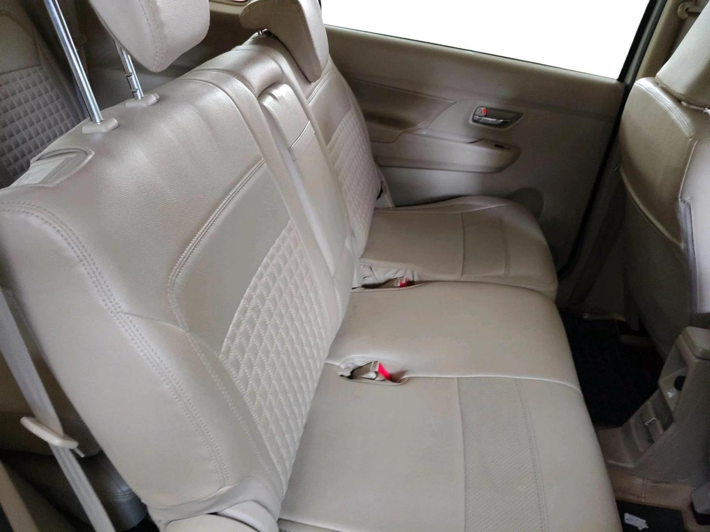 2019 Maruti Ertiga ZXI+ SHVS, Petrol, Manual, 43,048 km, interior