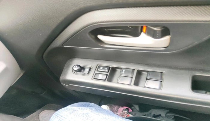 2020 Maruti New Wagon-R ZXI 1.2, Petrol, Manual, 52,493 km, interior