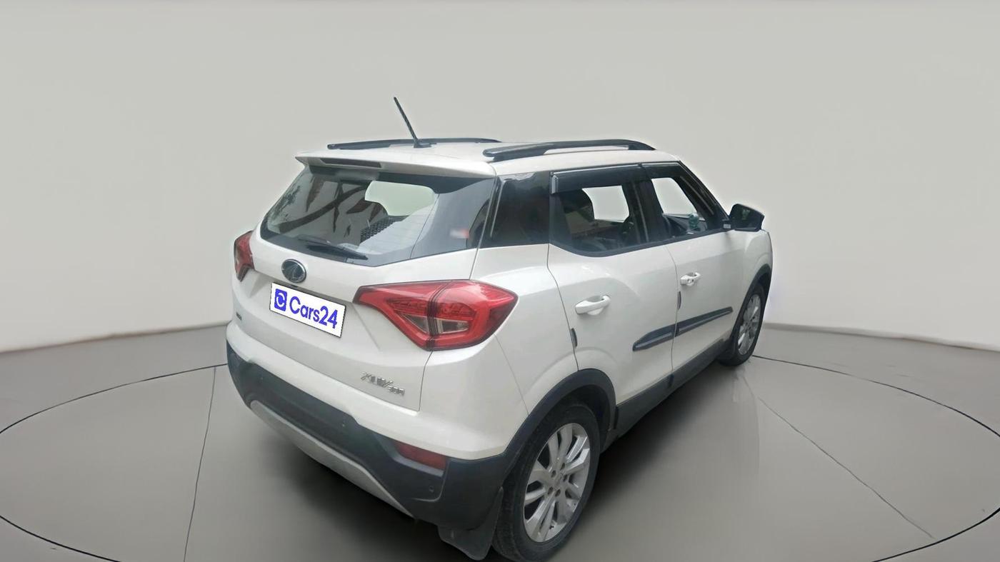 2021 Mahindra XUV300 W8 1.2 PETROL, Petrol, Manual, 45,131 km, exterior