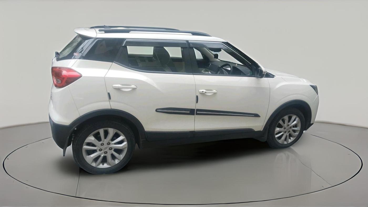 2021 Mahindra XUV300 W8 1.2 PETROL, Petrol, Manual, 45,131 km, exterior
