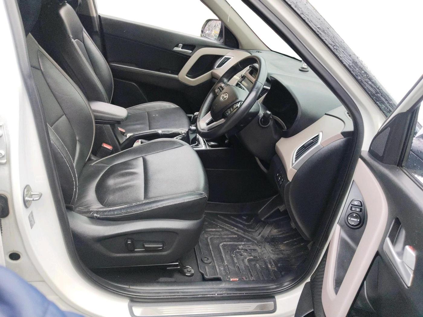 2019 Hyundai Creta SX (O) 1.6 PETROL, Petrol, Manual, 1,30,168 km, interior
