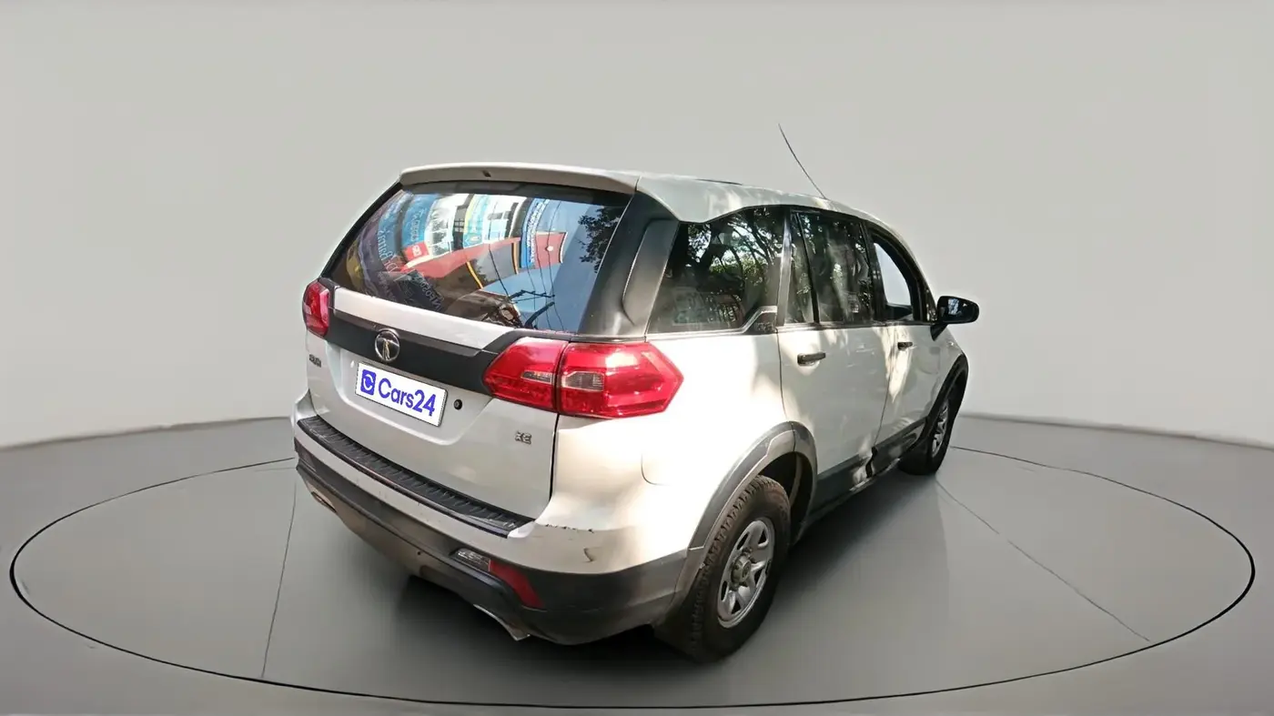 2018 Tata Hexa XE 4X2 7 STR, Diesel, Manual, 1,70,542 km, exterior