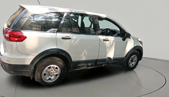 2018 Tata Hexa XE 4X2 7 STR, Diesel, Manual, 1,70,542 km, exterior