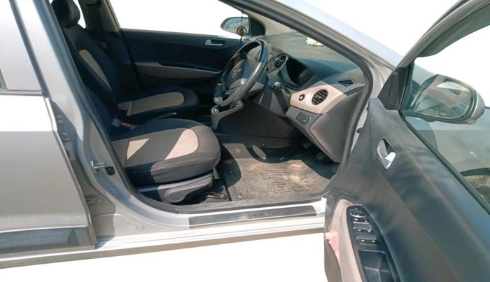 2016 Hyundai Grand i10 ASTA (O) 1.2 KAPPA VTVT, Petrol, Manual, 39,458 km, interior