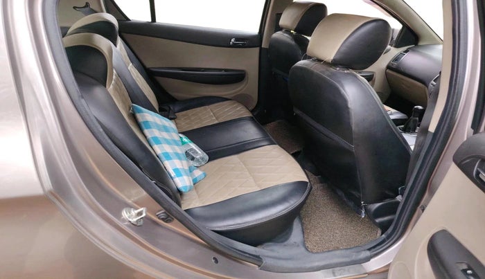 2013 Hyundai i20 MAGNA 1.2, Petrol, Manual, 66,982 km, interior