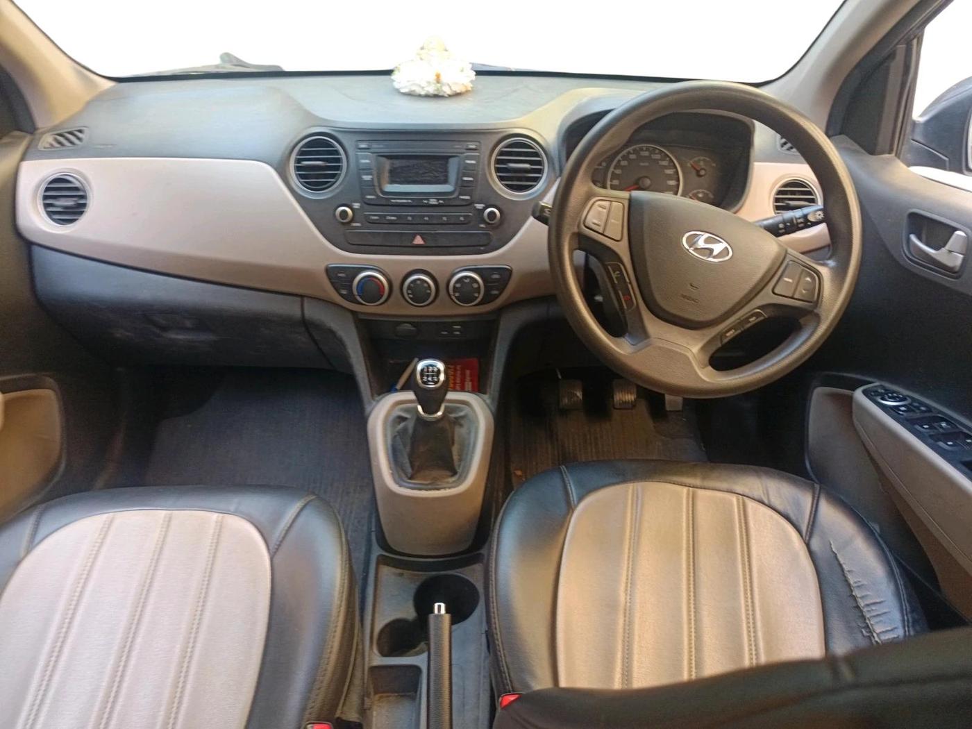 2016 Hyundai Grand i10 SPORTZ 1.2 KAPPA VTVT, Petrol, Manual, 85,715 km, interior