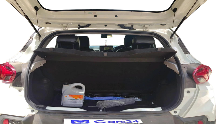 2025 Tata PUNCH Creative Plus (S) AMT, Petrol, Automatic, 17,703 km, exterior