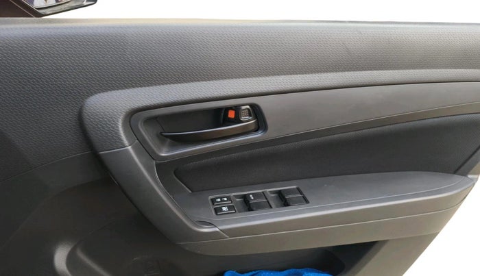 2016 Maruti Vitara Brezza VDI (O), Diesel, Manual, 1,15,740 km, interior