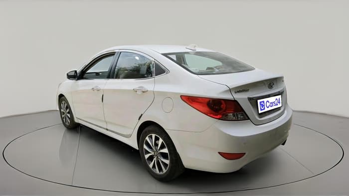 2014 Hyundai Verna FLUIDIC 1.6 CRDI SX, Diesel, Manual, 1,17,323 km, exterior