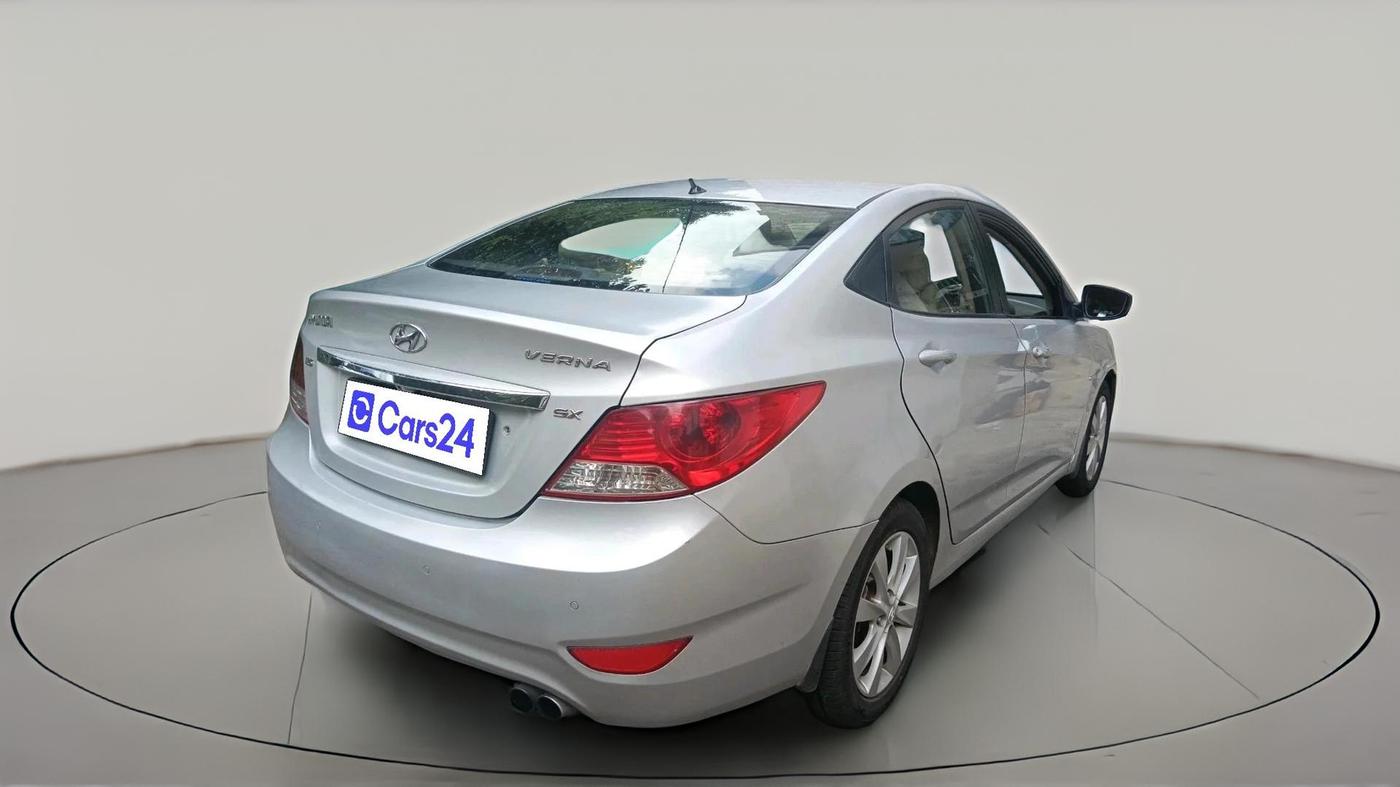 2012 Hyundai Verna FLUIDIC 1.6 CRDI SX, Diesel, Manual, 98,620 km, exterior
