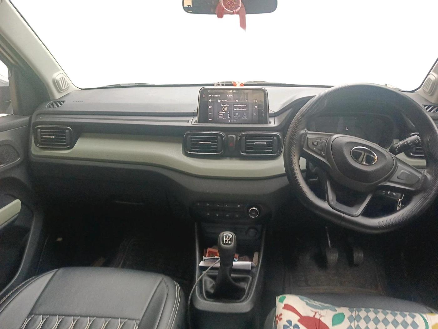 2024 Tata PUNCH ADVENTURE MT, Petrol, Manual, 16,312 km, interior